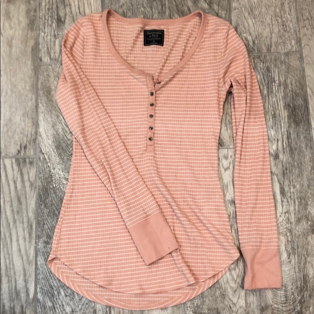 Abercrombie & Fitch tee